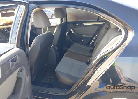 2013 Volkswagen Jetta Hybrid Sel from USA, damaged, VIN 3VW637AJ6DM258900